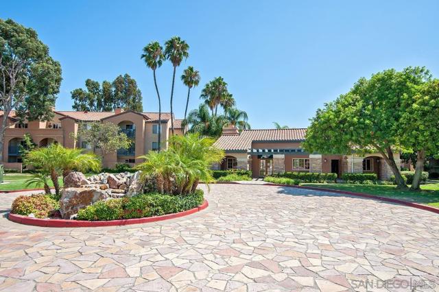 7190 Shoreline Dr, San Diego CA: https://media.crmls.org/mediaz/811ac376-1c21-491a-b703-752324c09f27.jpg
