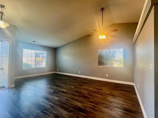 16100 5th Street, Lathrop CA: https://media.crmls.org/mediaz/811d9a72-bc31-4bb6-bceb-65ff9a19227b.jpg