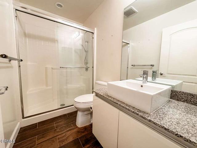 Detail Gallery Image 6 of 9 For 28 N 3rd St #B502,  Alhambra,  CA 91801 - 2 Beds | 2/1 Baths