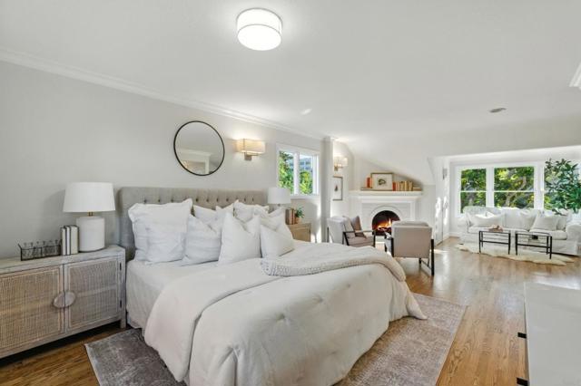 1531 Locust Street, San Mateo CA: https://media.crmls.org/mediaz/811e8e0b-ae6d-43ca-b93e-2295e9cb6e01.jpg