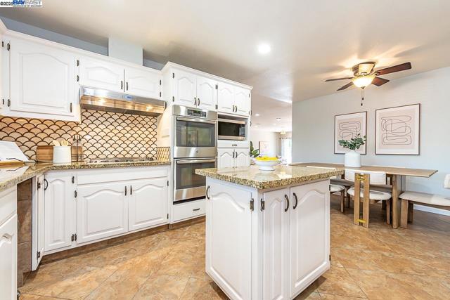 Image 17 of 56 For 4732 Loretta Way