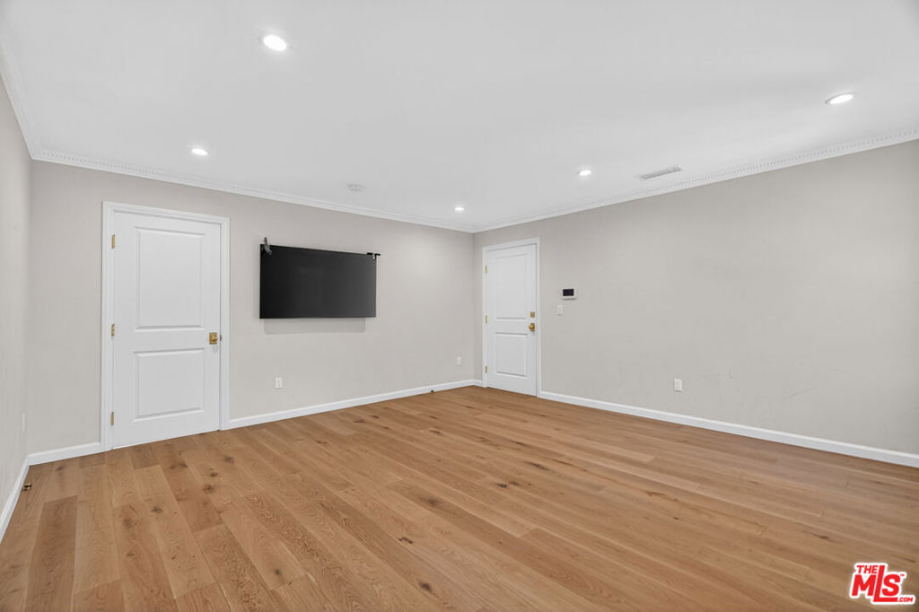 MLS #26845863 image #41