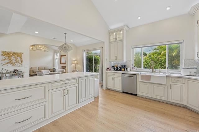 1176 LA SOMBRA Drive, San Marcos CA: https://media.crmls.org/mediaz/811f2d21-7aa1-4c1a-b077-39d5665a1c5c.jpg