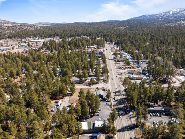 Image 12 of 31 For 41656 Big Bear Boulevard