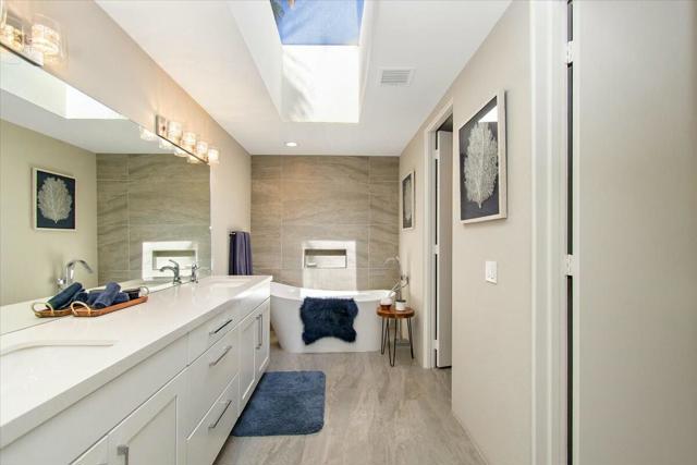 75765 Osage Trail, Indian Wells CA: https://media.crmls.org/mediaz/812164d3-8068-4759-bb68-c5cdc379f740.jpg