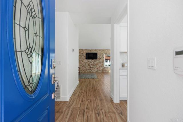 Detail Gallery Image 6 of 62 For 4706 Zamora Way, Oceanside,  CA 92056 - 2 Beds | 2 Baths