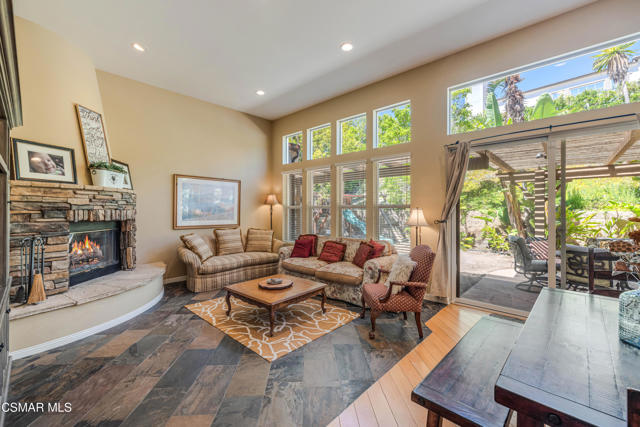 3249 Springbrook Street, Thousand Oaks CA: https://media.crmls.org/mediaz/81223c51-bd30-4239-9511-53139cea010e.jpg