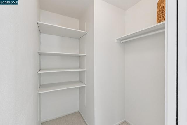243 Santa Fe Dr, Walnut Creek CA: https://media.crmls.org/mediaz/81238ceb-9189-4752-b0d9-b094609f4c86.jpg