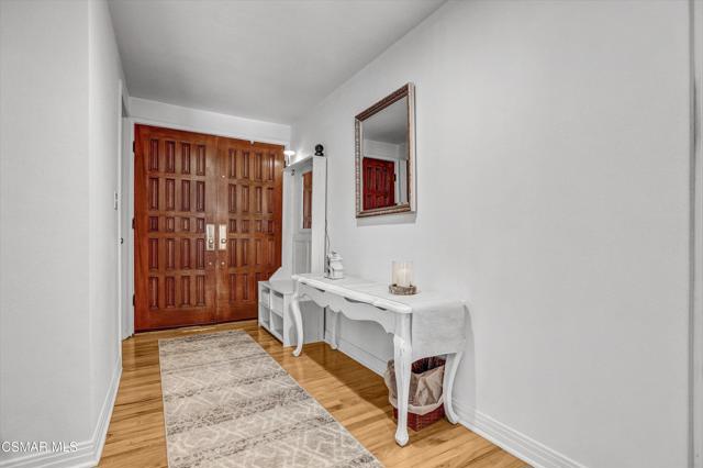 23248 Community Street, West Hills CA: https://media.crmls.org/mediaz/81239563-86f2-4a0a-8cef-7415910ed823.jpg