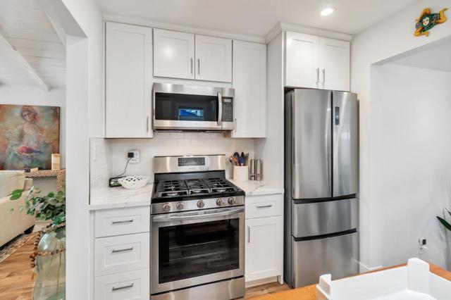 131 Carmel Avenue, Pacifica CA: https://media.crmls.org/mediaz/8124d49f-a4a4-4390-acf4-f610c88d9266.jpg