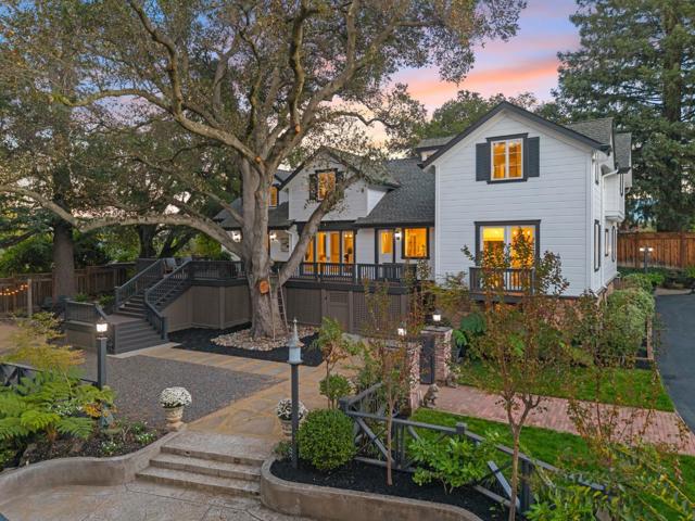 19050 Camino Barco, Saratoga CA: https://media.crmls.org/mediaz/8125a95c-eb85-433a-8463-39e7e620a52e.jpg