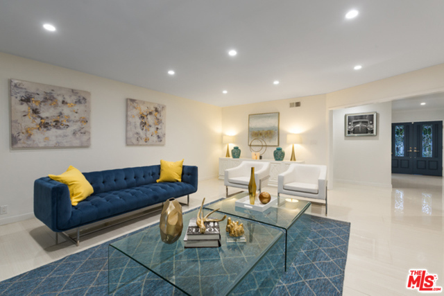 774 N KENTER Avenue, Los Angeles CA: https://media.crmls.org/mediaz/8125d2bd-c1b4-4cbb-a961-d4e11b323901.jpg