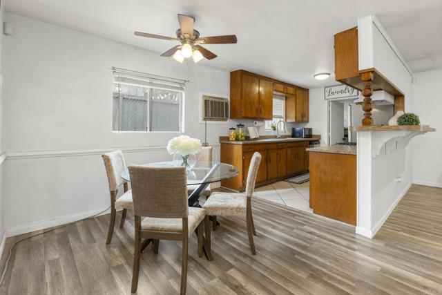 642 Carlsbad St., Spring Valley CA: https://media.crmls.org/mediaz/81261944-07bb-4111-8552-e324344586d9.jpg