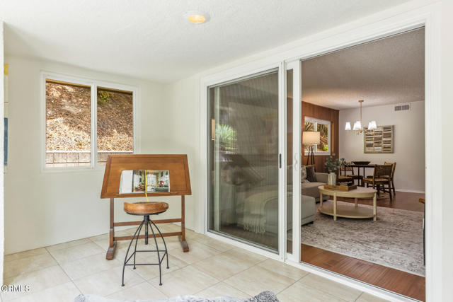 5766 Briartree Drive, La Canada Flintridge CA: https://media.crmls.org/mediaz/81278092-e7a5-41aa-8749-e07805b1aaa6.jpg