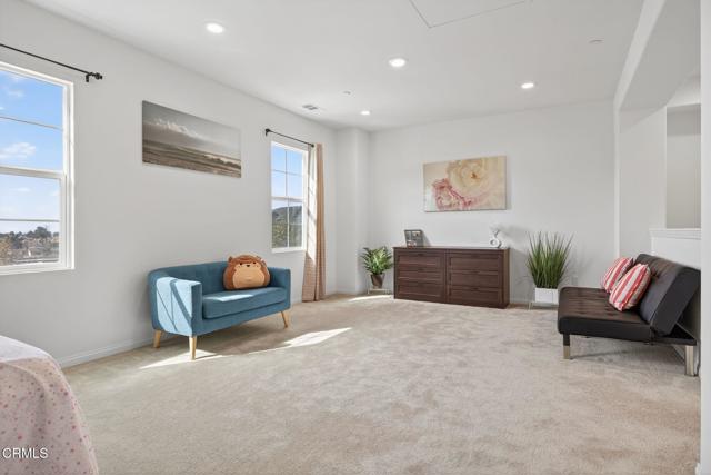 127 Klamath Street, Ventura CA: https://media.crmls.org/mediaz/8128923e-246c-45b9-9f7f-c2eefc5e7dfa.jpg