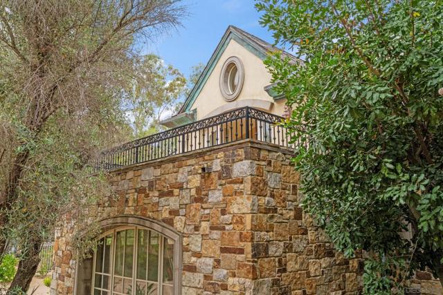 14380 Ciera Court, Poway CA: https://media.crmls.org/mediaz/81292bee-e9e6-4383-8c4d-93f65ae5f97b.jpg