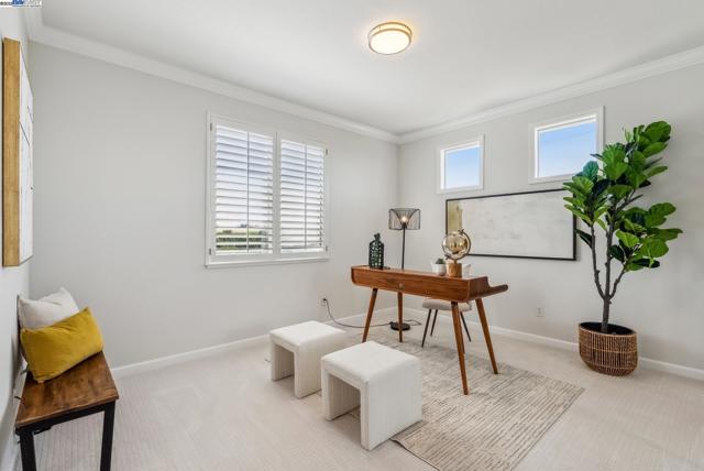 3879 Blackstone Ct, Castro Valley CA: https://media.crmls.org/mediaz/81293397-286f-4c13-9255-2fc4b0168cb6.jpg