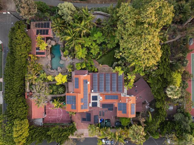 1010 Myrtle Way, San Diego CA: https://media.crmls.org/mediaz/8129c155-21db-417b-b325-d9c026ce9fd4.jpg