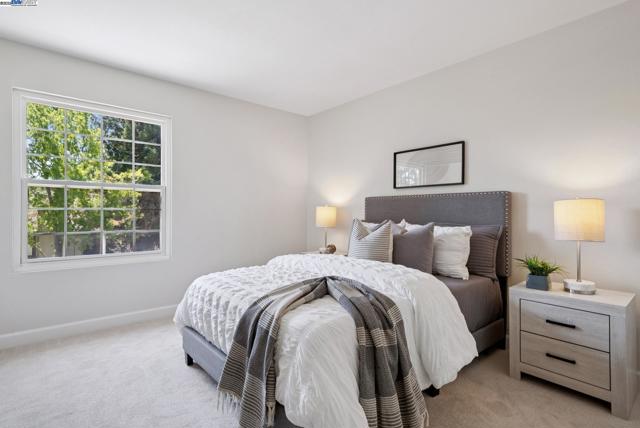 7467 Sundrop Ct, Pleasanton CA: https://media.crmls.org/mediaz/812a96cc-39e6-4fd2-9009-cb5d90b75a0d.jpg