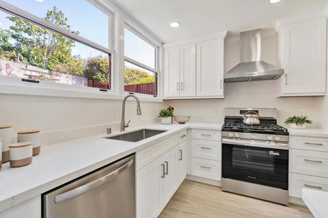 238 Harkness Avenue, San Francisco CA: https://media.crmls.org/mediaz/812aced4-9985-4ec4-bfcc-d351286912ab.jpg