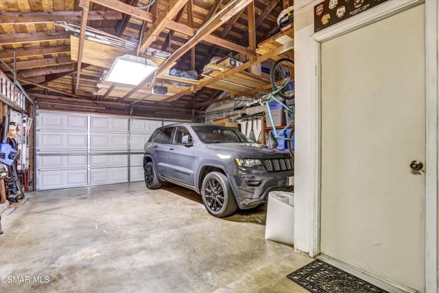 103 W Janss Road, Thousand Oaks CA: https://media.crmls.org/mediaz/812aeb1e-0df9-47e0-a365-b36058331df5.jpg