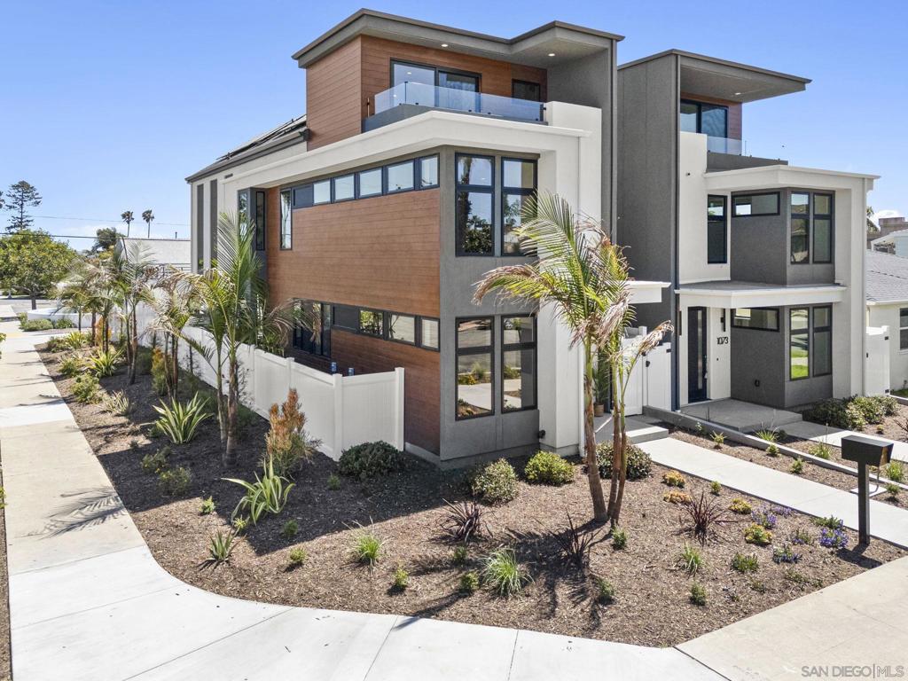 1075 Opal St