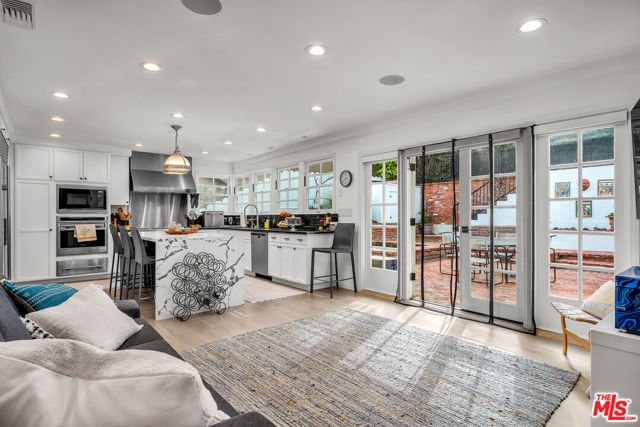 751 Westholme Avenue, Los Angeles CA: https://media.crmls.org/mediaz/812b754c-7f1c-470b-a9f8-39d61926ba0b.jpg