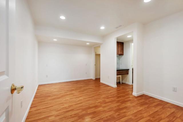 17 Muth Drive, Orinda CA: https://media.crmls.org/mediaz/812b9699-f3b6-4318-bfea-8b7812e690e2.jpg