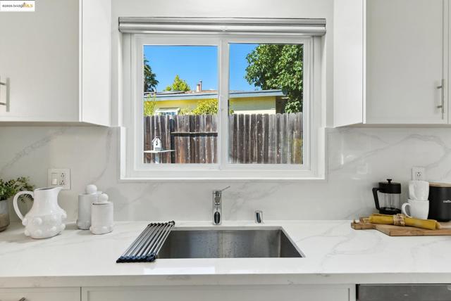 4503 Gregory Way, Richmond CA: https://media.crmls.org/mediaz/812bb76f-166c-407f-bb3d-7563430c2e3c.jpg