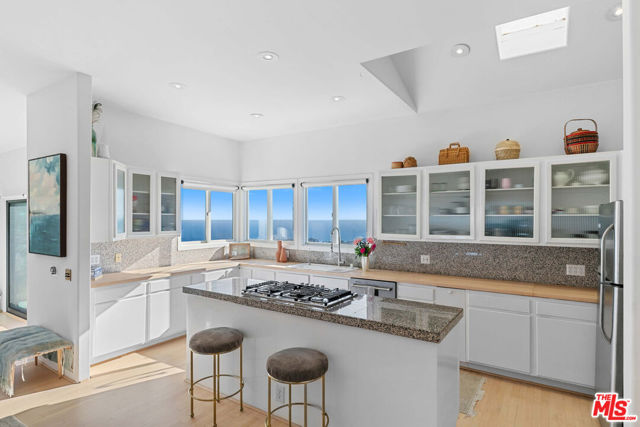 2727 Corral Canyon Road, Malibu CA: https://media.crmls.org/mediaz/812bfe71-169a-4fdb-aa17-8a8a402648e6.jpg