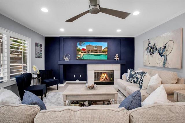 79320 Desert Wind Court, La Quinta CA: https://media.crmls.org/mediaz/812c4938-a7d1-4107-98d1-82d473d0e33c.jpg