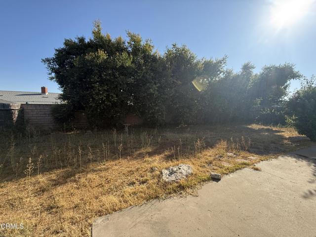 3542 Stiles Avenue, Camarillo CA: https://media.crmls.org/mediaz/812cfc2f-c1e8-42b0-aa88-67d334a7492f.jpg