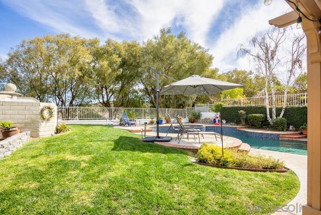 25314 Keats Ln, Stevenson Ranch CA: https://media.crmls.org/mediaz/812f293d-ed9a-414e-8092-5f0badf699c1.jpg