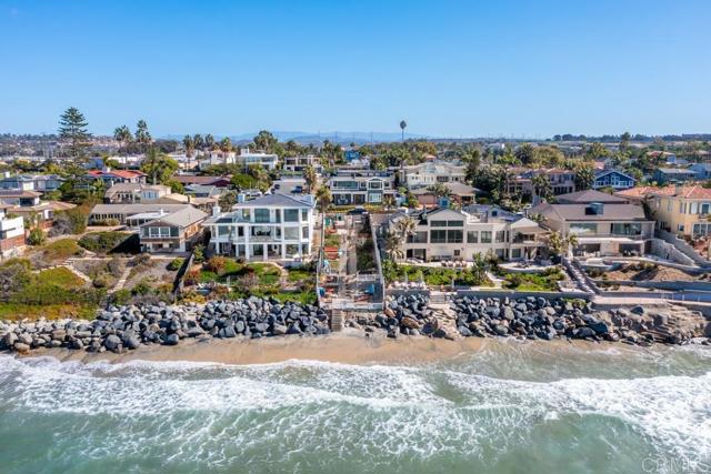 5080 Carlsbad Blvd, Carlsbad CA: https://media.crmls.org/mediaz/812f6f2c-97b6-429c-b131-605d56ef4126.jpg