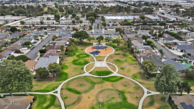 2718 Wendy Place, Port Hueneme CA: https://media.crmls.org/mediaz/812f84ab-78e3-49f8-86f2-3e0f2c6c22ac.jpg