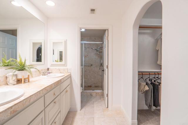 Detail Gallery Image 12 of 33 For 13426 the Sq, Poway,  CA 92064 - 2 Beds | 2 Baths
