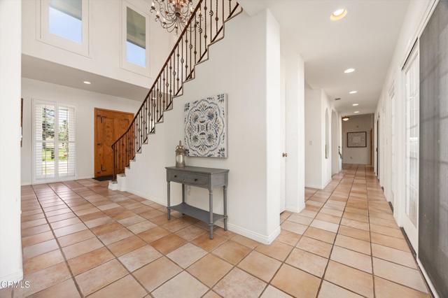 Detail Gallery Image 15 of 71 For 6301 Uplands of the Kern Dr, Bakersfield,  CA 93308 - 5 Beds | 4/1 Baths