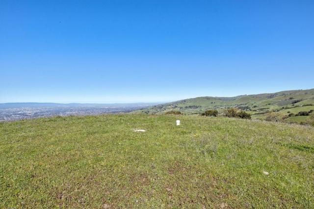 0 Bella Madeira Lane, San Jose CA: https://media.crmls.org/mediaz/8132eb1b-797d-4217-b346-50f555eae111.jpg