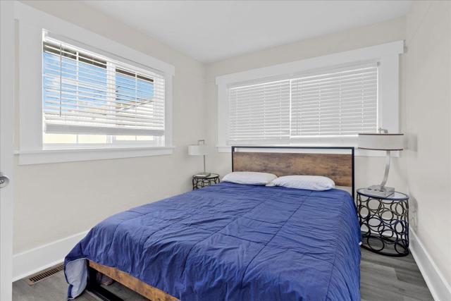 323 Rutland, San Jose CA: https://media.crmls.org/mediaz/81330804-358d-42ec-8c5a-6d87edcc91a9.jpg