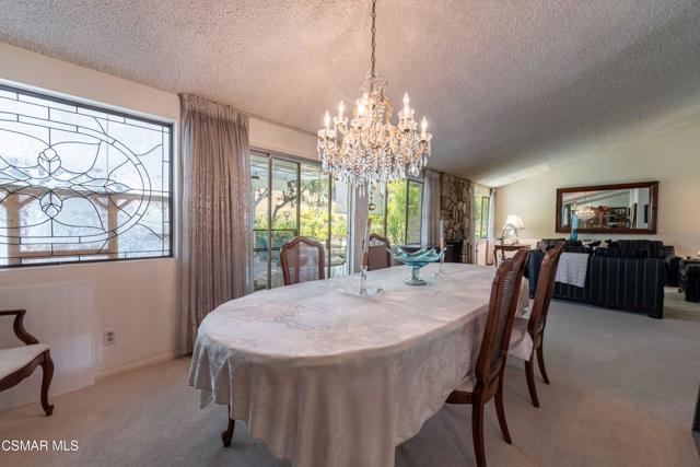 20418 Miranda Street, Woodland Hills CA: https://media.crmls.org/mediaz/81332c63-6527-45f0-a16e-8f5d19f01f65.jpg