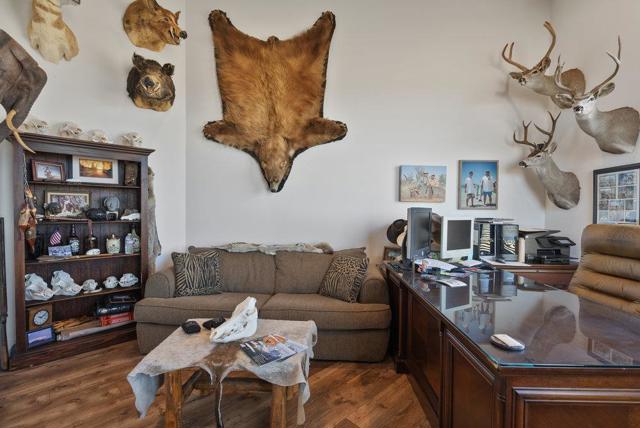 3000 Coppa Court, Hollister CA: https://media.crmls.org/mediaz/81335263-c926-42d9-be5a-bb2d41f9ec35.jpg