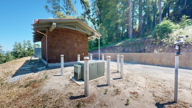 2320 Newell Drive, Aptos CA: https://media.crmls.org/mediaz/81347202-831b-4dec-9718-06ab3e0ecb23.jpg