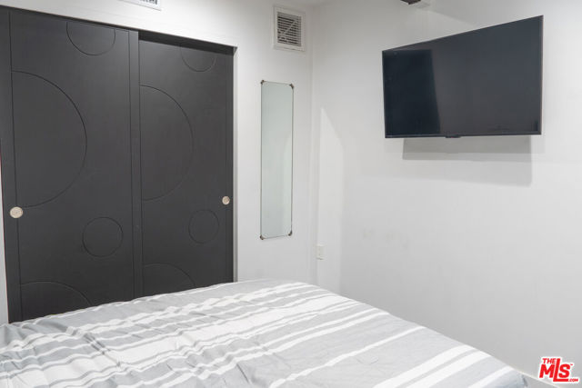 1933 Lemoyne Street, Los Angeles CA: https://media.crmls.org/mediaz/8135dc6b-1e63-4bba-94e0-f9580d2fbee1.jpg