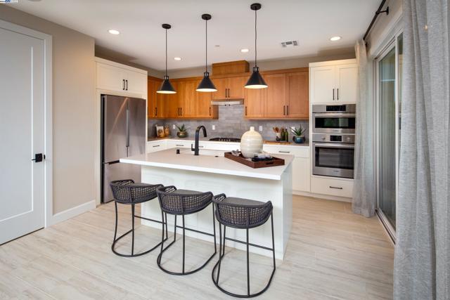 354 Sagebrush Drive, Napa CA: https://media.crmls.org/mediaz/81368abd-406e-4233-83de-f0ac5757b41e.jpg