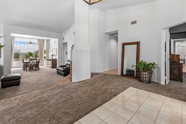 Detail Gallery Image 4 of 45 For 2647 Collado Corte, Alpine,  CA 91901 - 4 Beds | 2/1 Baths