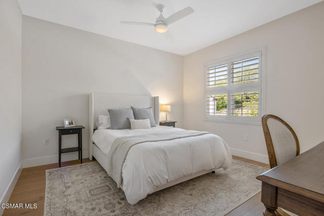 1615 Vista Oaks Way, Westlake Village CA: https://media.crmls.org/mediaz/8137c625-c88b-4df7-8c96-dccf9a69f1f7.jpg