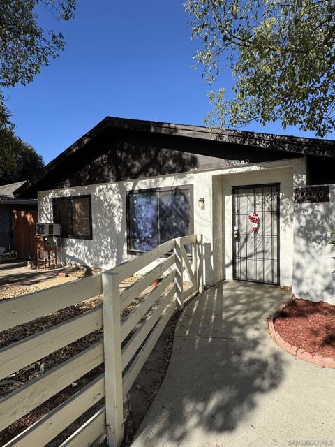 1070 Rosalia Ave, Hemet, California 92543, ,Multi-Family,For Sale,Rosalia Ave,240028611SD