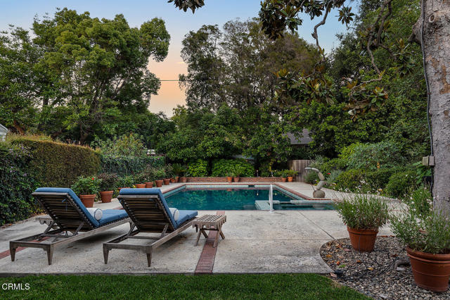 314 Arroyo Drive, South Pasadena CA: https://media.crmls.org/mediaz/813a9da1-0e1c-49d8-b78f-095e15f64dcd.jpg