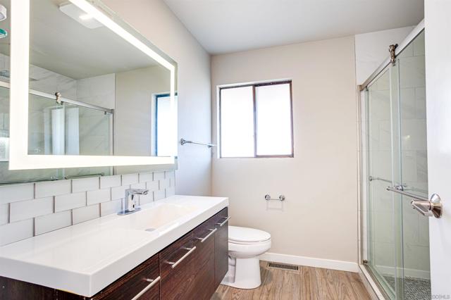 752 Monserate Ave, Chula Vista CA: https://media.crmls.org/mediaz/813d21fc-2830-4d12-a34a-3d64623021aa.jpg