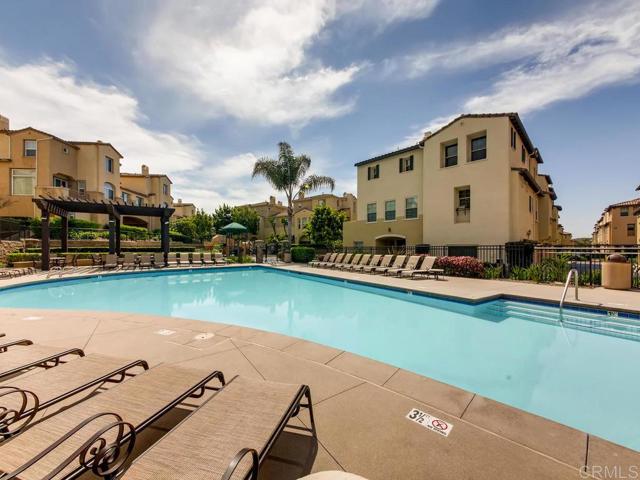 539 Almond Road, San Marcos CA: https://media.crmls.org/mediaz/813e09d6-f040-4665-abda-511bad1c13e9.jpg